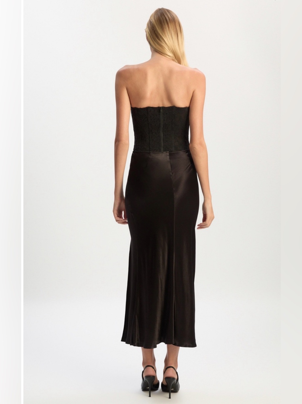Bardot Oskar Bodysuit In Black NWT - Picture 3 of 12